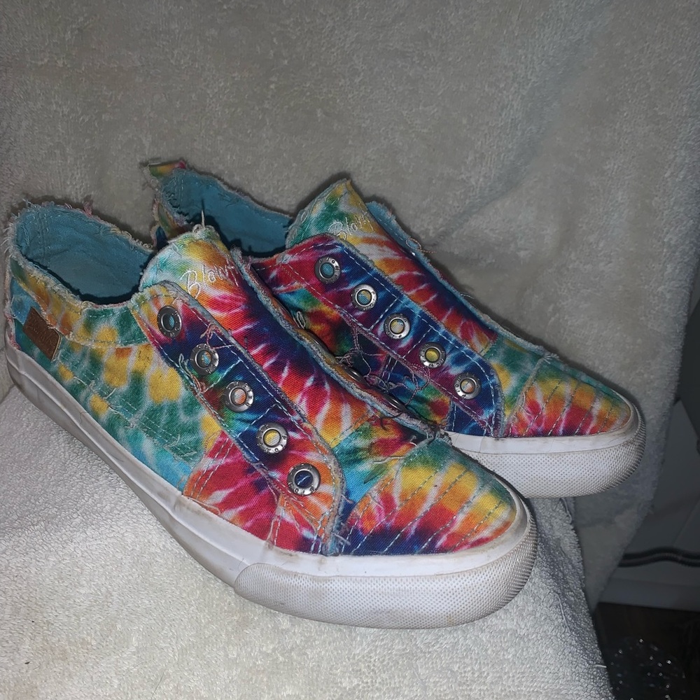 Rainbow tie dye sneakers tennis shoes blowfish sz 8